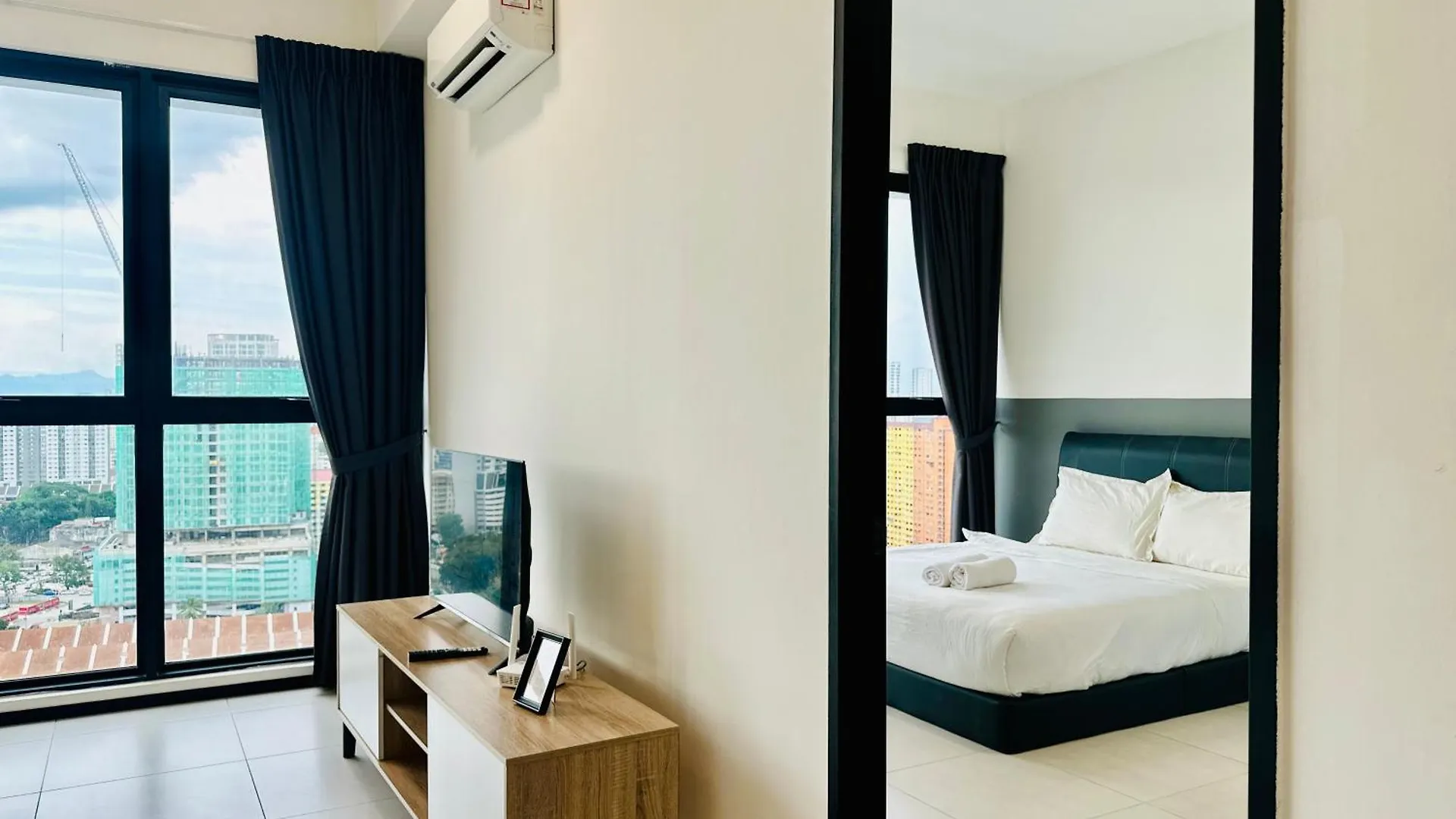 شقة Spacious 3Br Retreat Comfort & Convenience In Prime Location 2-10Pax Jelutong