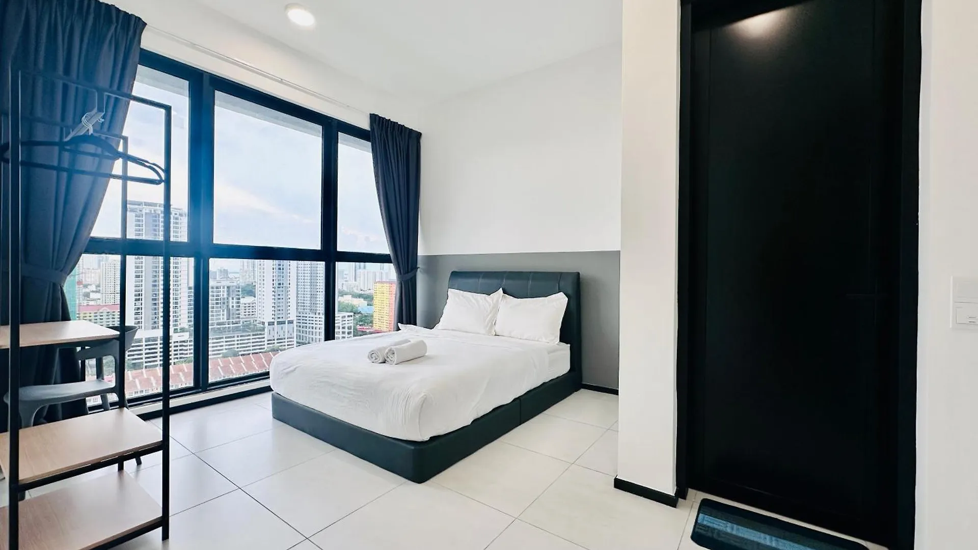 شقة Spacious 3Br Retreat Comfort & Convenience In Prime Location 2-10Pax Jelutong