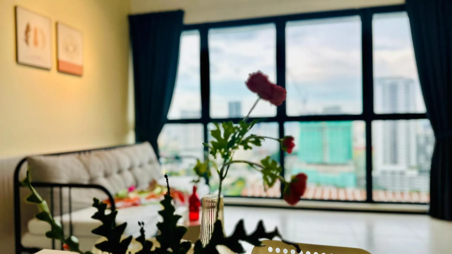 Spacious 3Br Retreat Comfort & Convenience In Prime Location 2-10Pax Jelutong